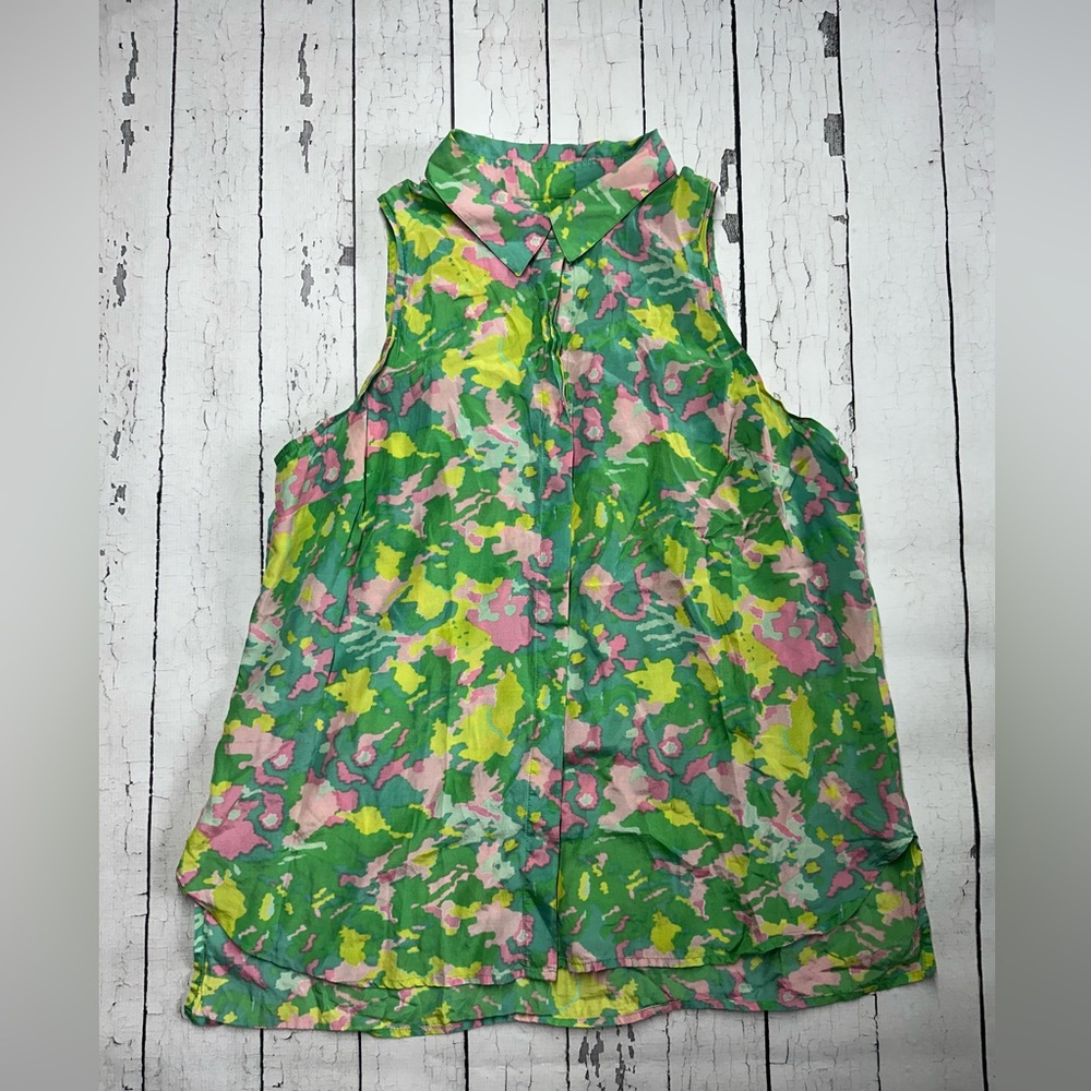 Ann Taylor Floral Print  Blouse size 14 52% silk 48% cotton